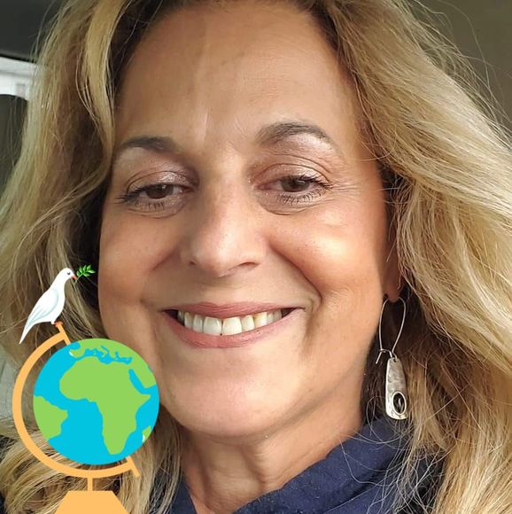 Meet your Posher, Deneen - Picture 1 of 1